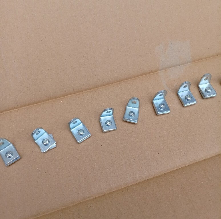 小さな部品